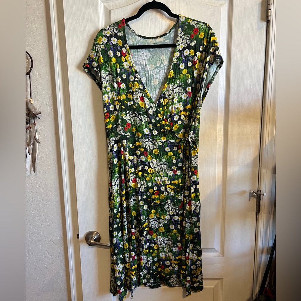 Green Bamboo Floral Wrap Dress